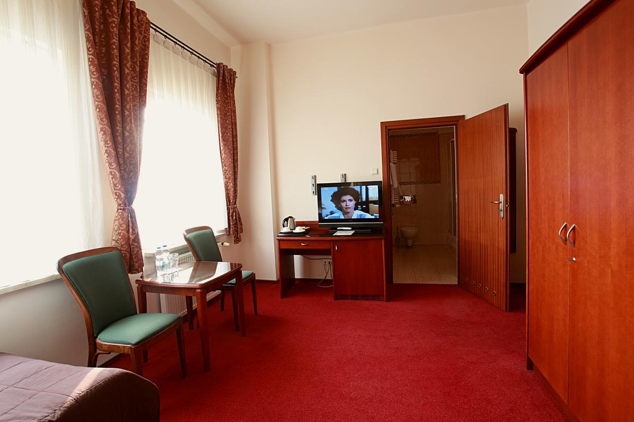Hotel Sonex Częstochowa Eksteriør billede